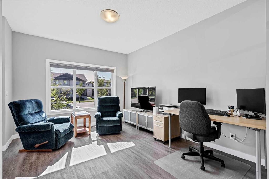 47 Cornerbrook Gate Ne, Calgary, AB