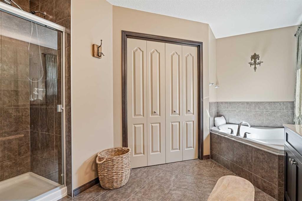 100 Brightoncrest Terrace Se, Calgary, AB