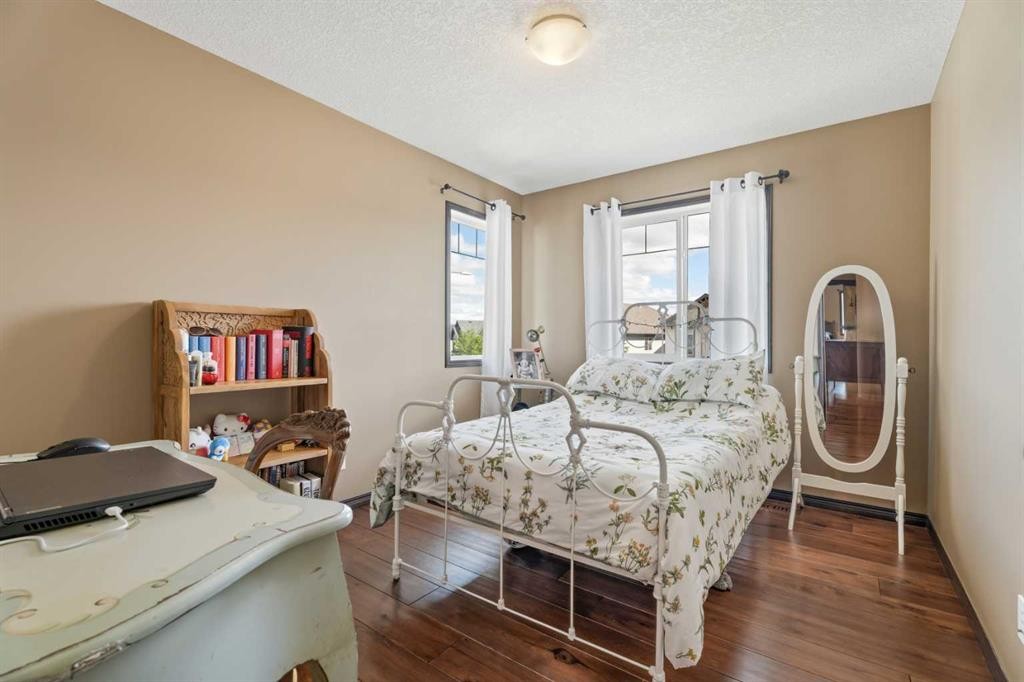 100 Brightoncrest Terrace Se, Calgary, AB