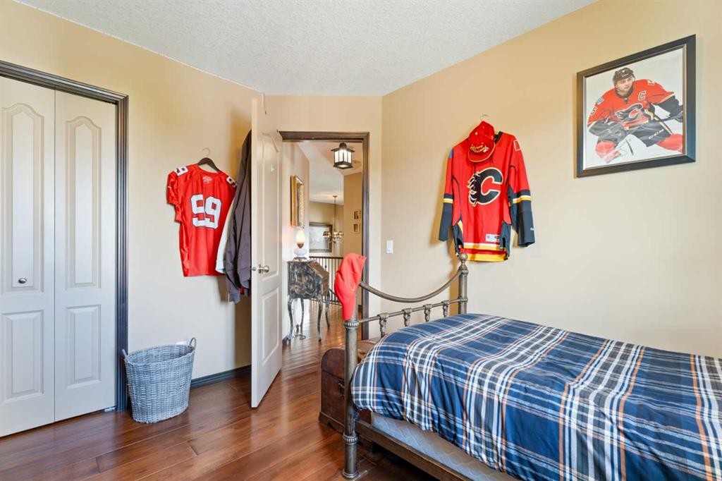 100 Brightoncrest Terrace Se, Calgary, AB