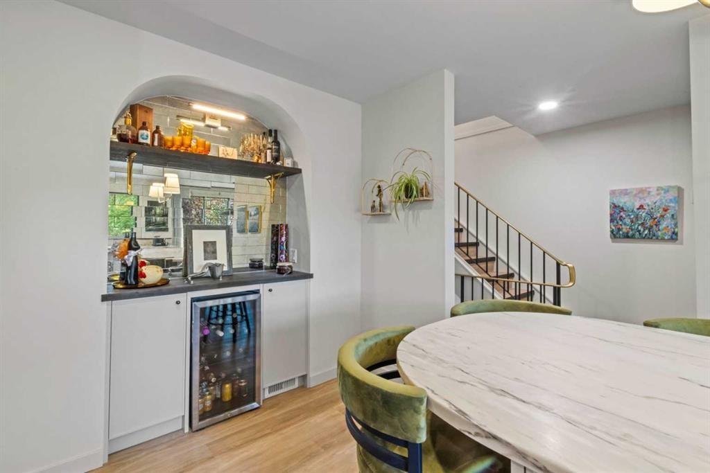 16-140 Point Drive Nw, Calgary, AB - Indoor