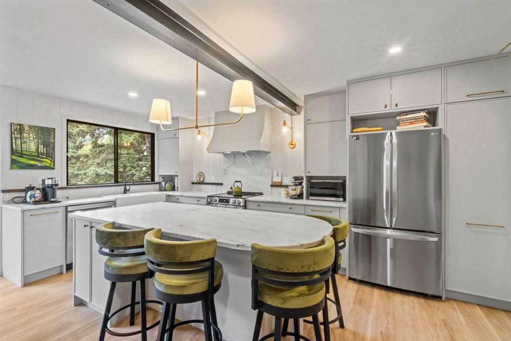 16-140 Point Drive Nw, Calgary, AB - Indoor
