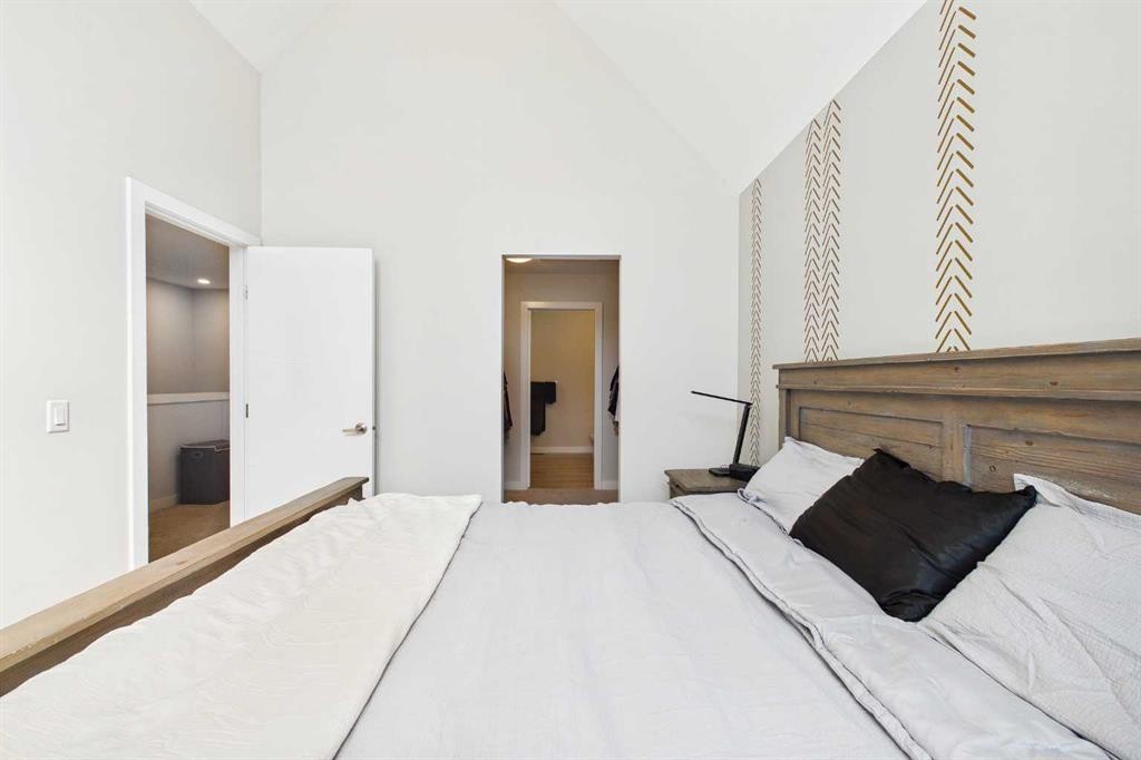 906 Sage Meadows Gardens Nw, Calgary, AB - Indoor Photo Showing Bedroom