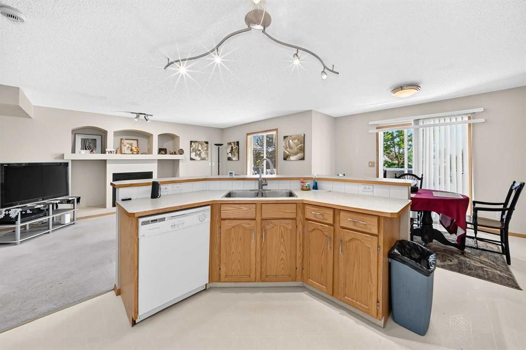 1210 Harvest Hills Drive Ne, Calgary, AB