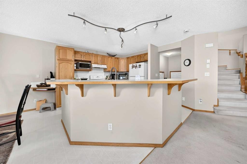 1210 Harvest Hills Drive Ne, Calgary, AB