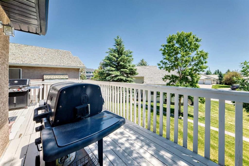 1210 Harvest Hills Drive Ne, Calgary, AB
