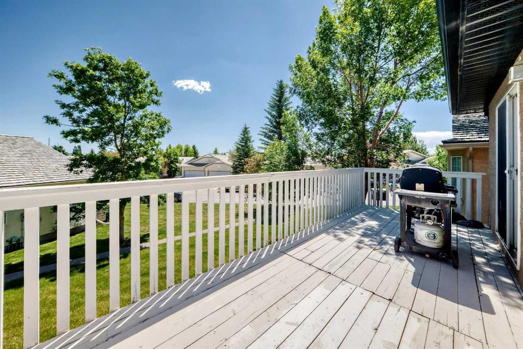 1210 Harvest Hills Drive Ne, Calgary, AB