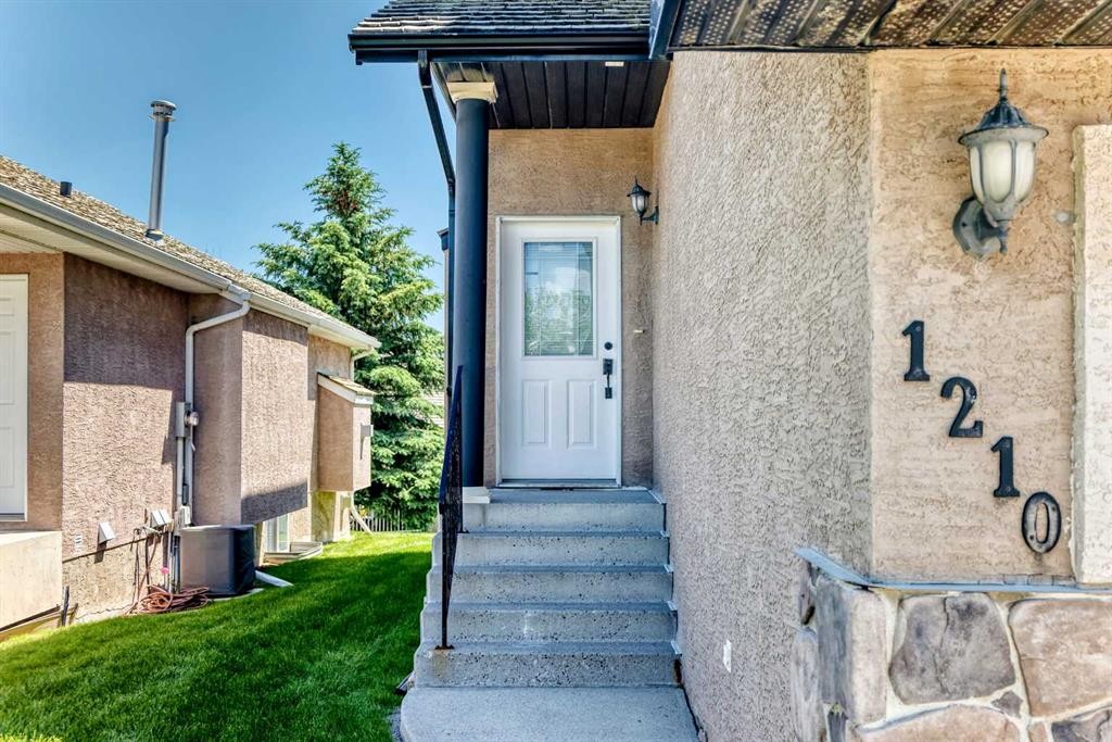 1210 Harvest Hills Drive Ne, Calgary, AB