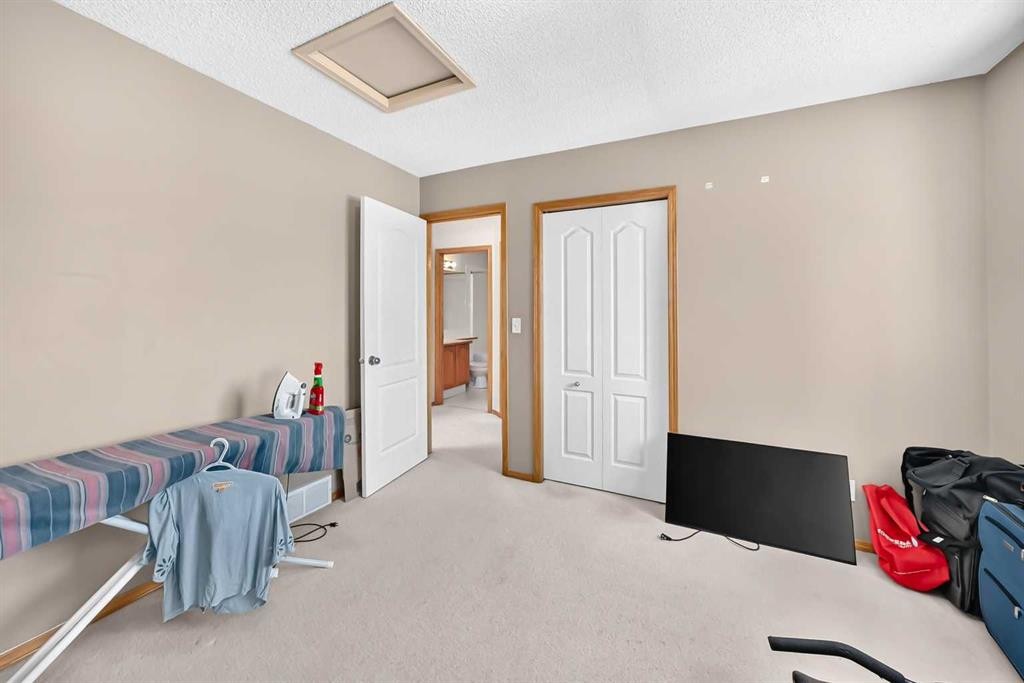 1210 Harvest Hills Drive Ne, Calgary, AB