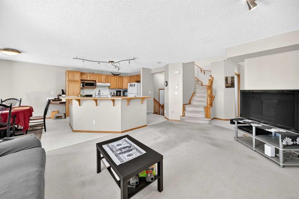 1210 Harvest Hills Drive Ne, Calgary, AB