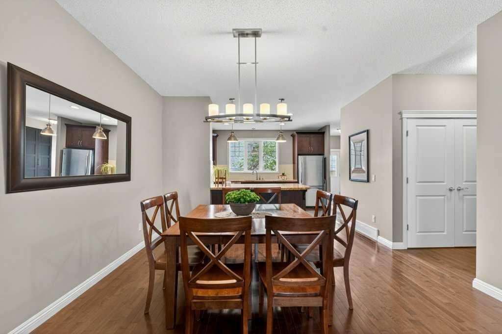 44 Mike Ralph Way Sw, Calgary, AB
