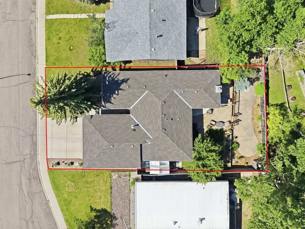 124 Cantrell Place Sw, Calgary, AB - Outdoor