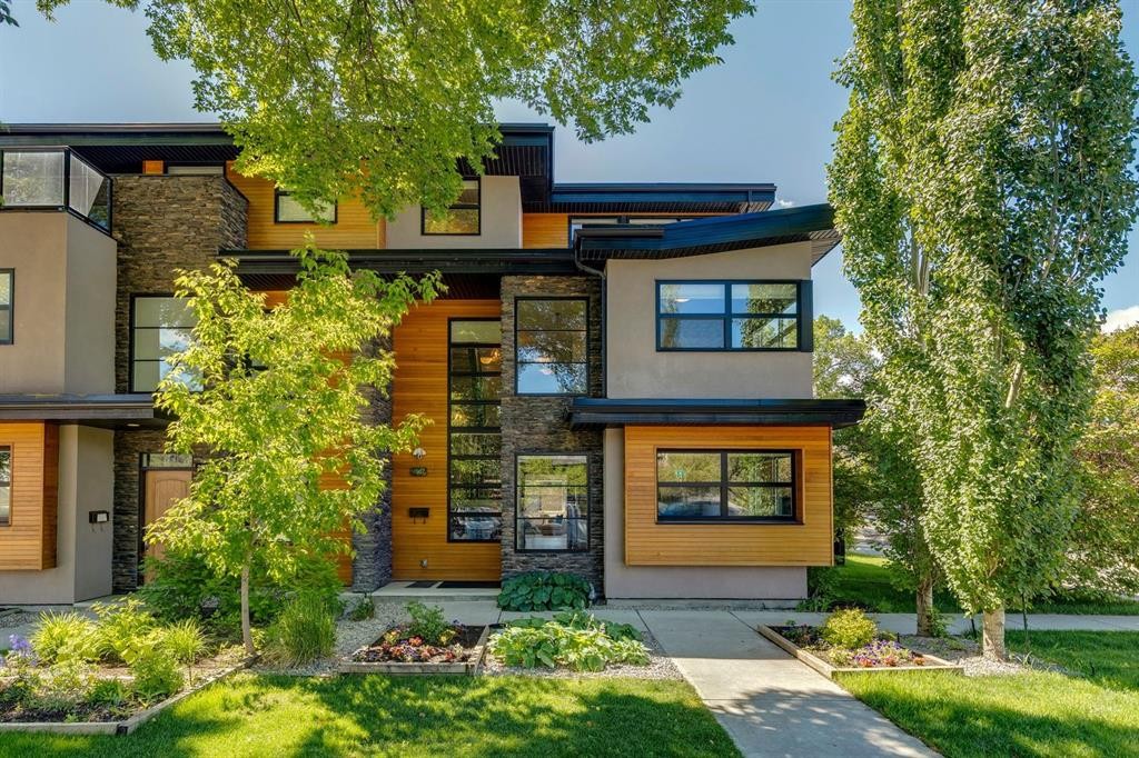 2927 7 Avenue Nw, Calgary, AB - Outdoor With Facade