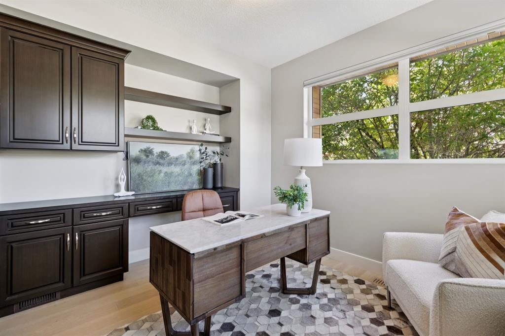 2927 7 Avenue Nw, Calgary, AB - Indoor Photo Showing Office