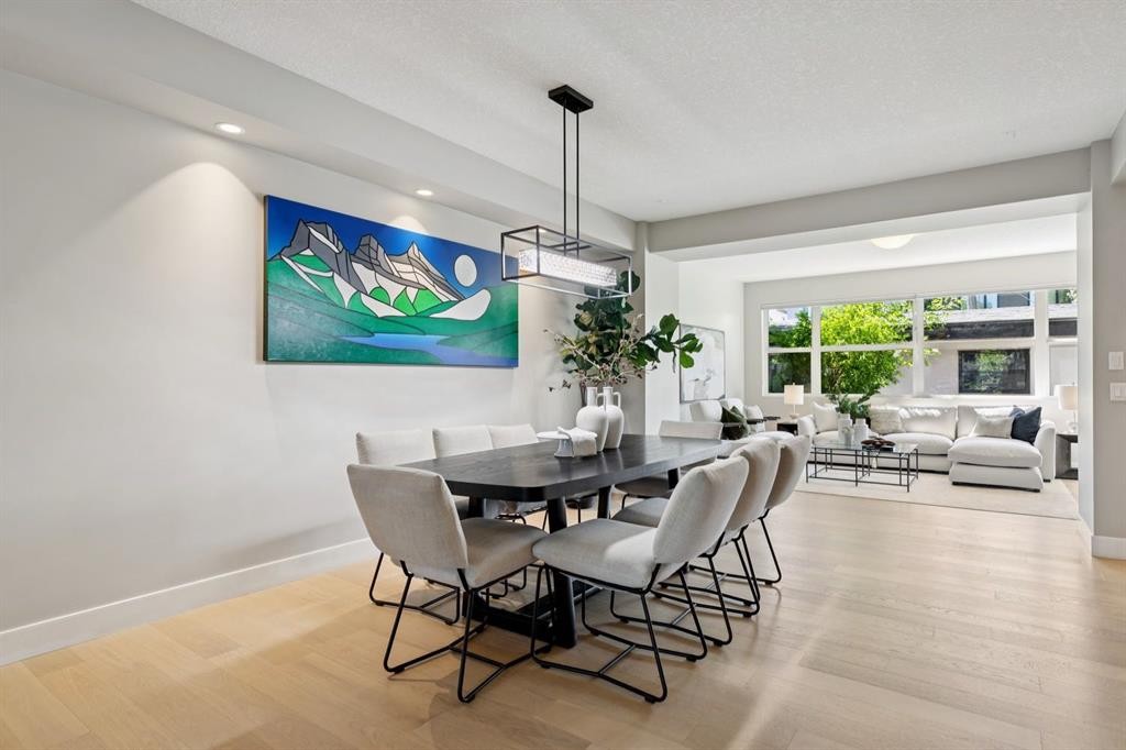 2927 7 Avenue Nw, Calgary, AB - Indoor Photo Showing Dining Room