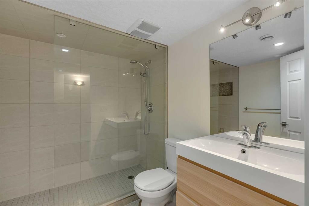 9 Cresthaven Way Sw, Calgary, AB