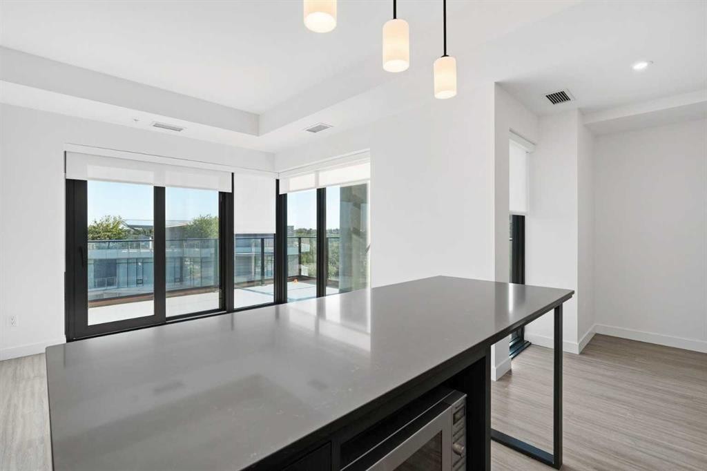 1602-730 2 Avenue Sw, Calgary, AB