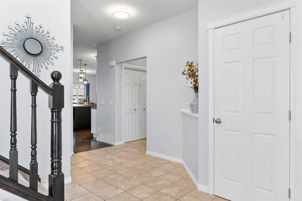106 Morningside Circle Sw, Airdrie, AB - Indoor Photo Showing Other Room