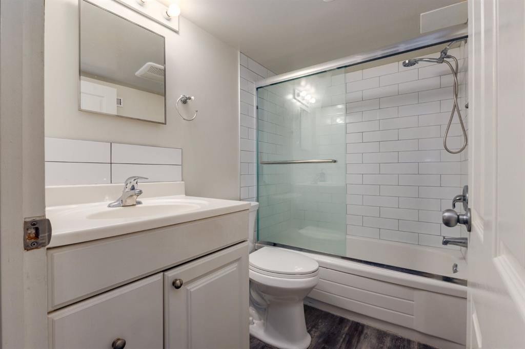 2024 43 Street Se, Calgary, AB