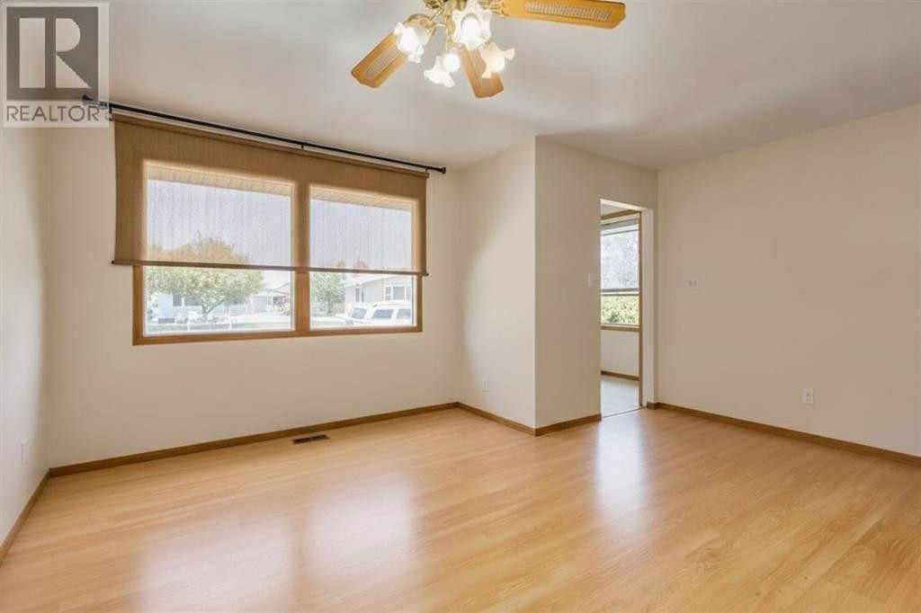 2024 43 Street Se, Calgary, AB