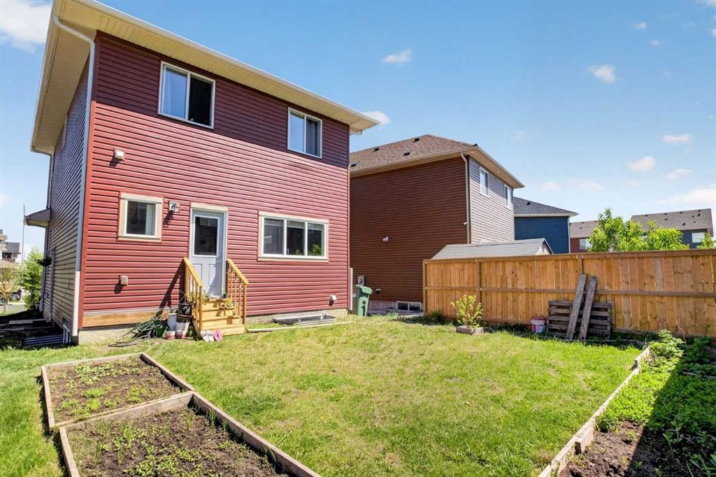 77 Saddlestone Place Ne, Calgary, AB