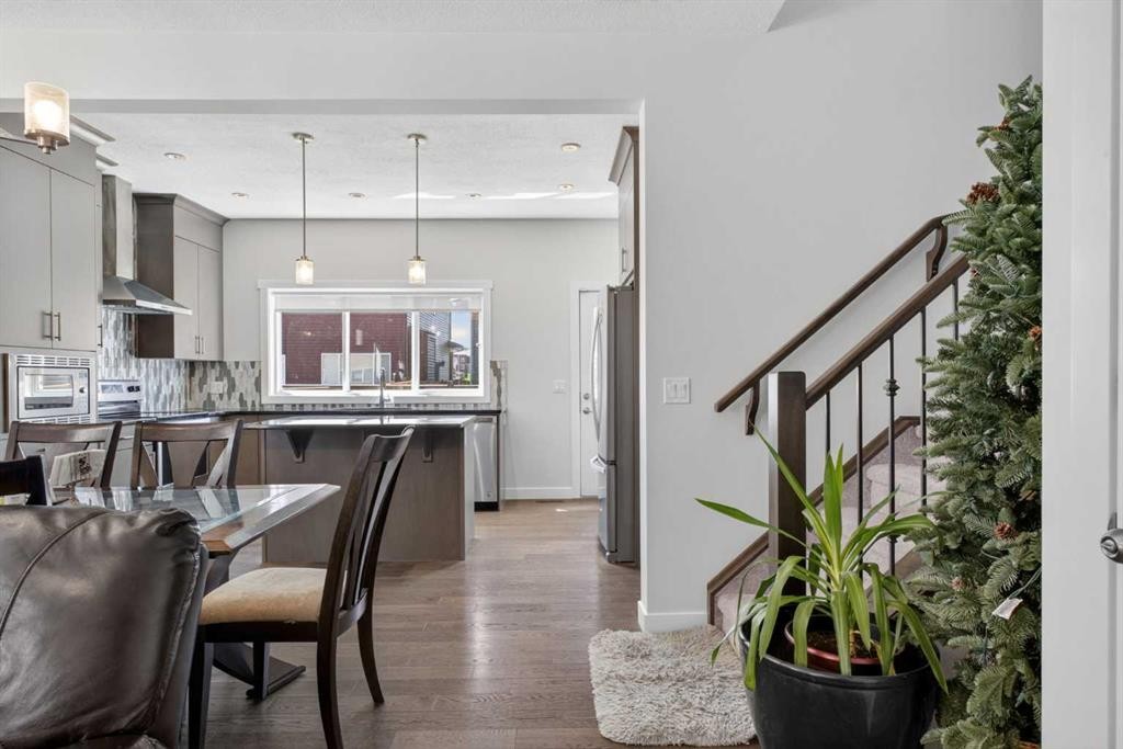 77 Saddlestone Place Ne, Calgary, AB