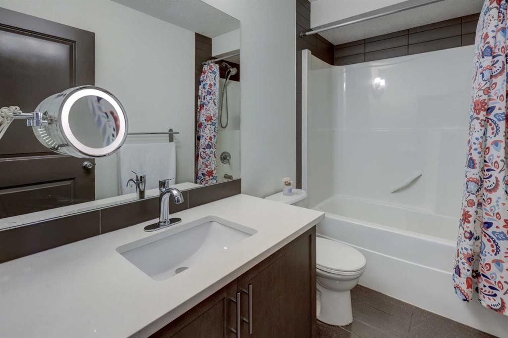 5 Covecreek Mews Ne, Calgary, AB