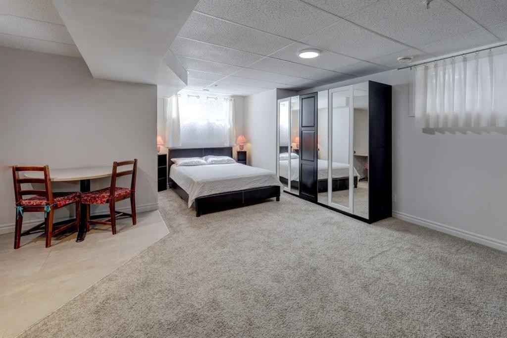 5 Covecreek Mews Ne, Calgary, AB