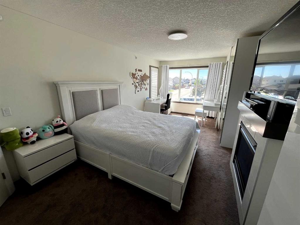 5 Covecreek Mews Ne, Calgary, AB