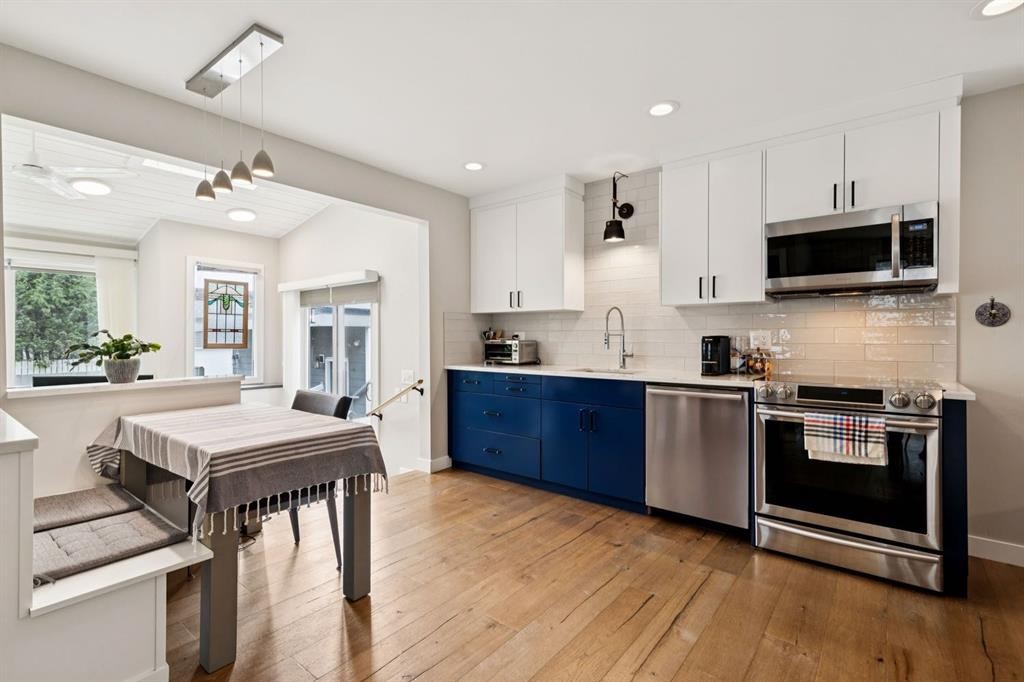 5689 Brenner Crescent Nw, Calgary, AB - Indoor Photo Showing Kitchen With Stainless Steel Kitchen With Upgraded Kitchen