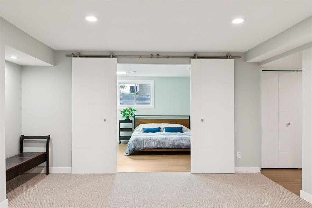 5689 Brenner Crescent Nw, Calgary, AB - Indoor Photo Showing Bedroom