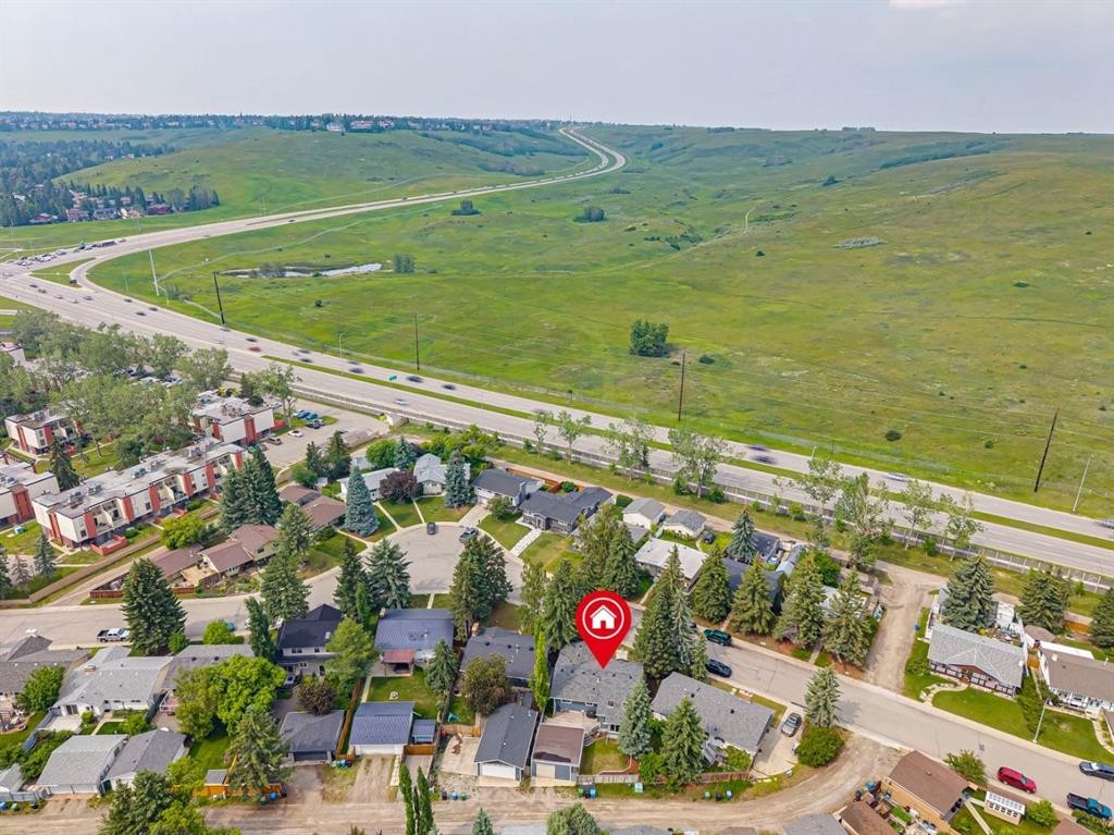 5689 Brenner Crescent Nw, Calgary, AB - Outdoor With View