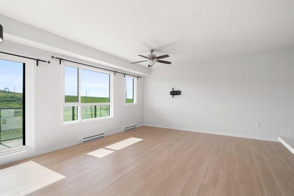 2310-42 Cranbrook Gardens Se, Calgary, AB
