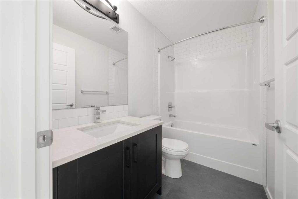 2310-42 Cranbrook Gardens Se, Calgary, AB