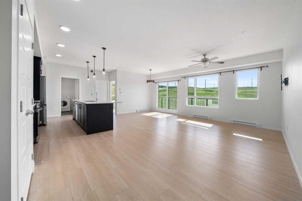 2310-42 Cranbrook Gardens Se, Calgary, AB