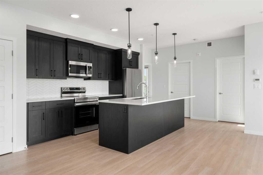 2310-42 Cranbrook Gardens Se, Calgary, AB