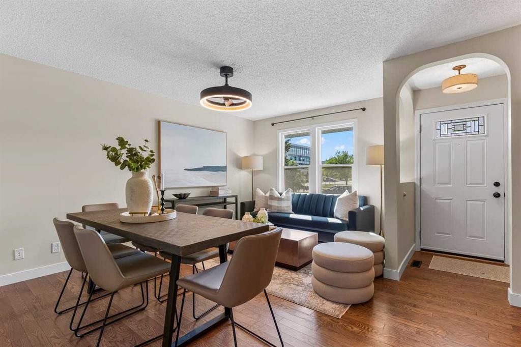 73 Sunvale Crescent Se, Calgary, AB