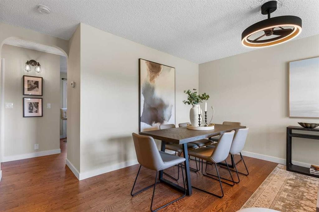 73 Sunvale Crescent Se, Calgary, AB