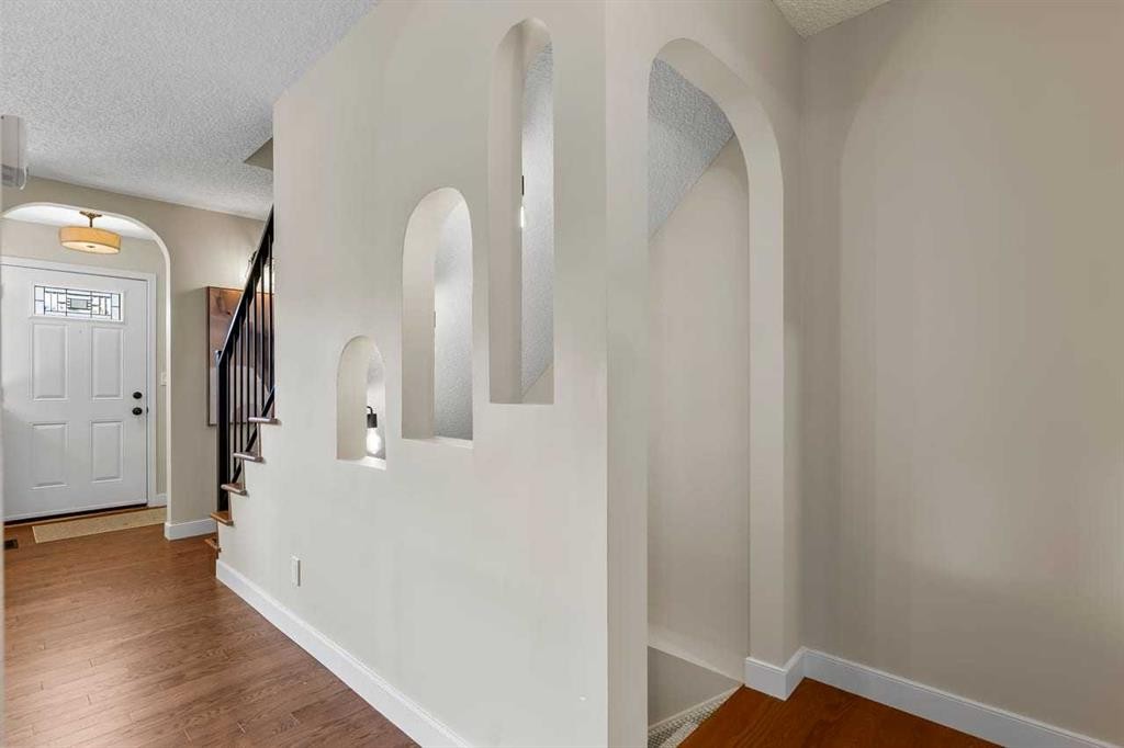 73 Sunvale Crescent Se, Calgary, AB