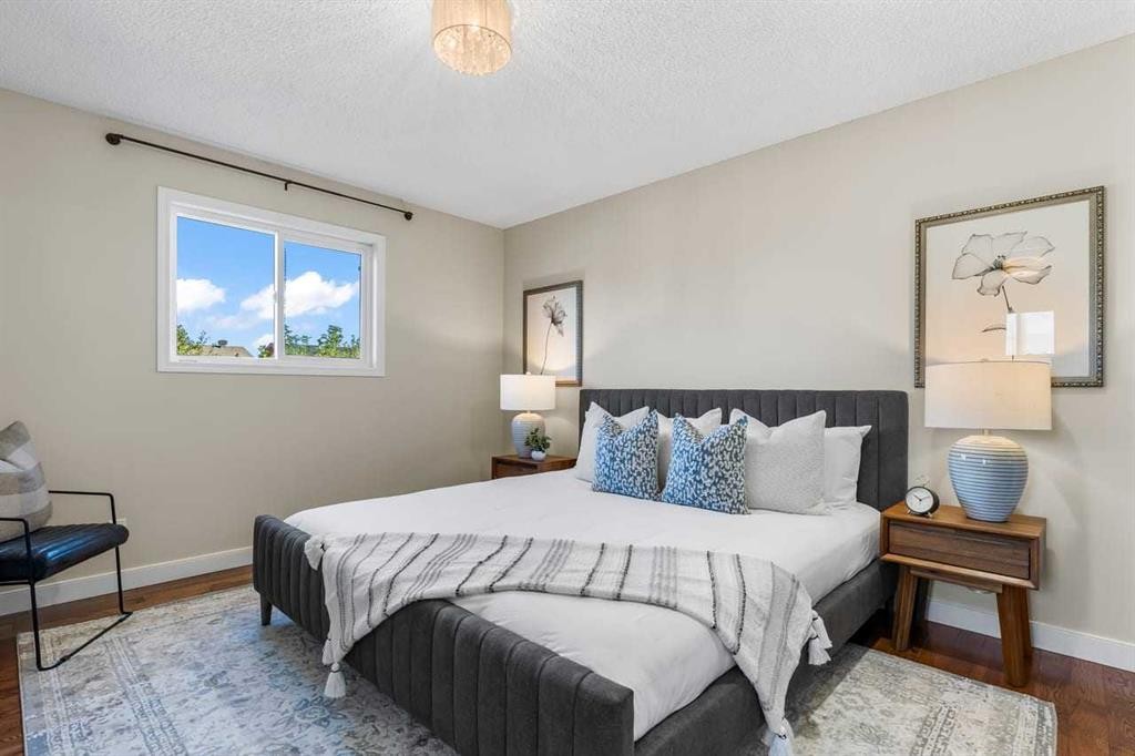 73 Sunvale Crescent Se, Calgary, AB