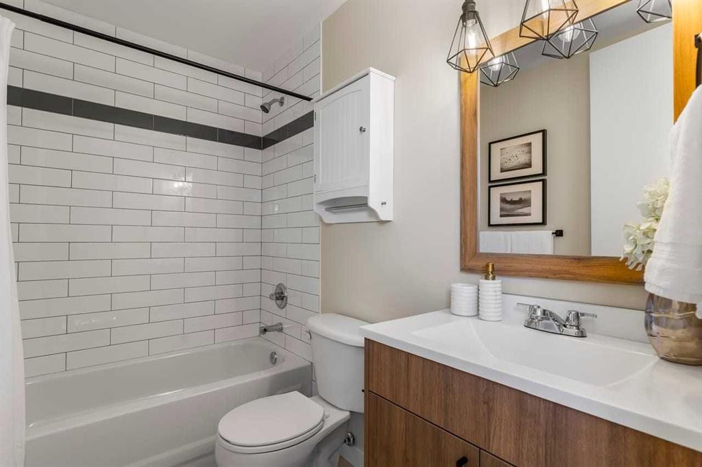 73 Sunvale Crescent Se, Calgary, AB