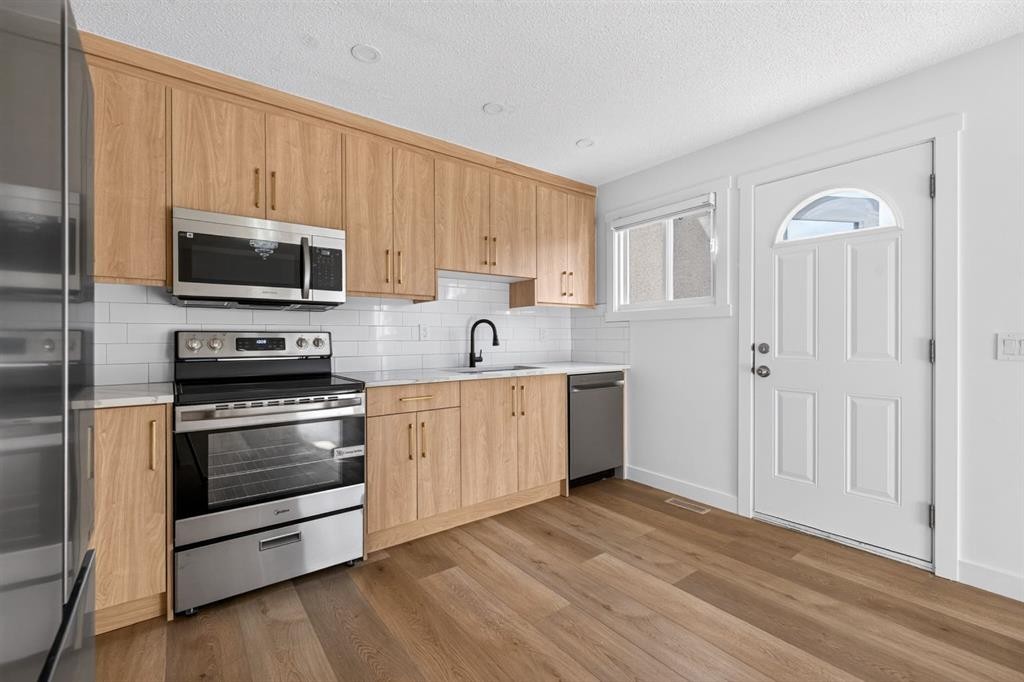 287 Pensville Close Se, Calgary, AB