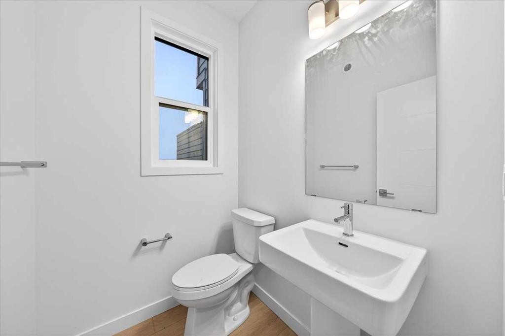 302-30 Rochester View Nw, Calgary, AB
