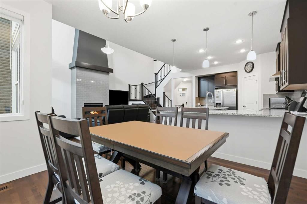 37 Nolanhurst Crescent Nw, Calgary, AB - Indoor Photo Showing Other Room