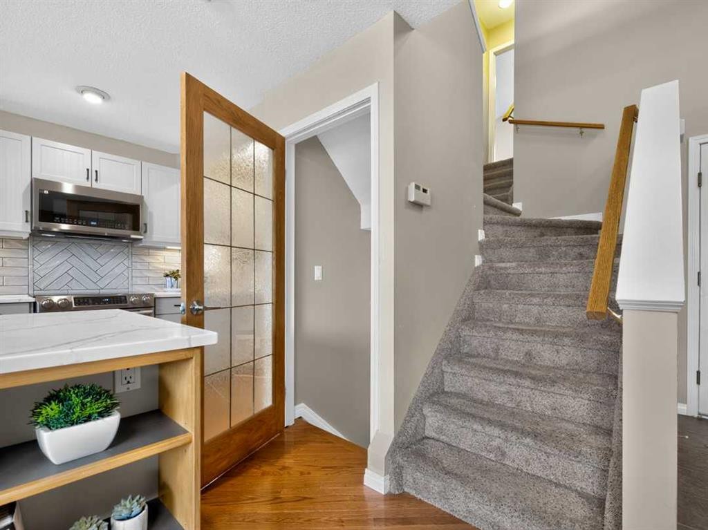125 Coverton Circle Ne, Calgary, AB - Indoor