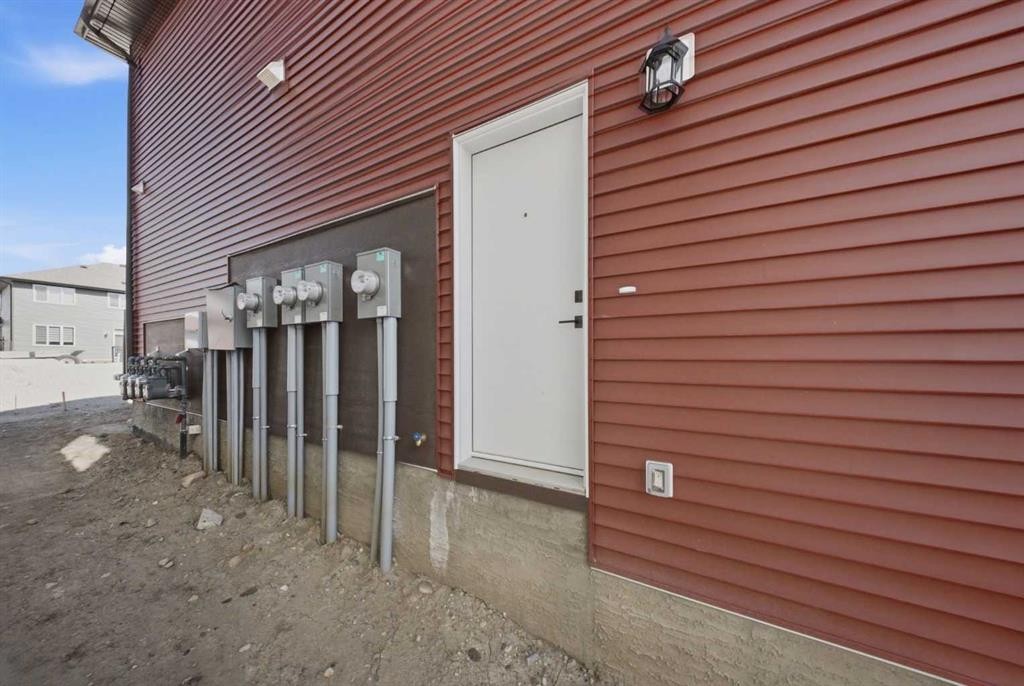 418 Belvedere Boulevard Se, Calgary, AB