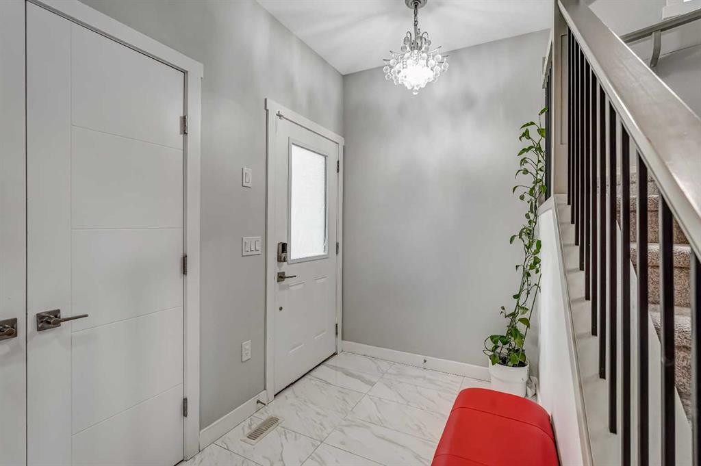 349 Corner Meadows Way Ne, Calgary, AB - Indoor Photo Showing Other Room