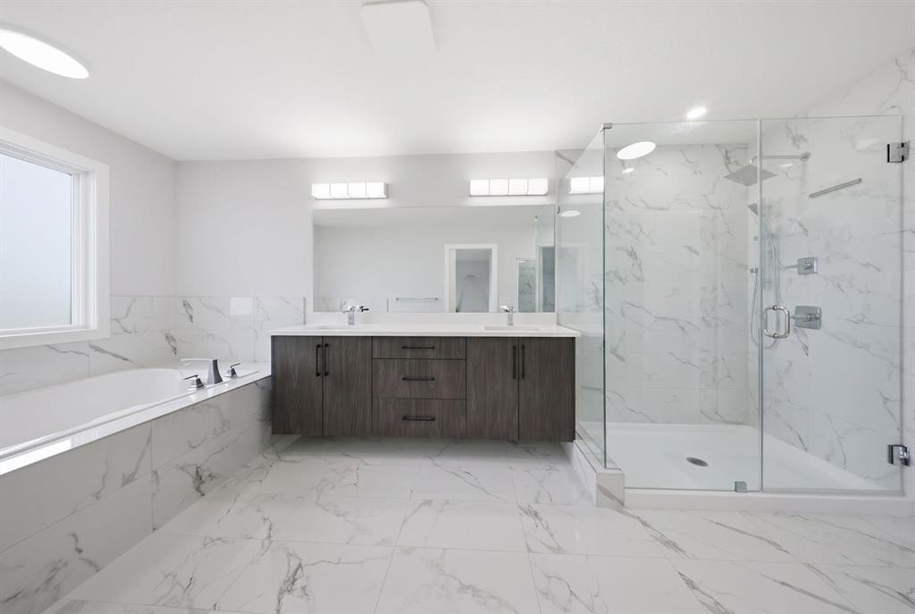 82 Waterford Crescent, Chestermere, AB