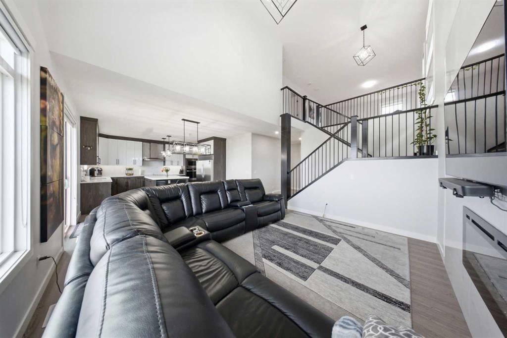 82 Waterford Crescent, Chestermere, AB