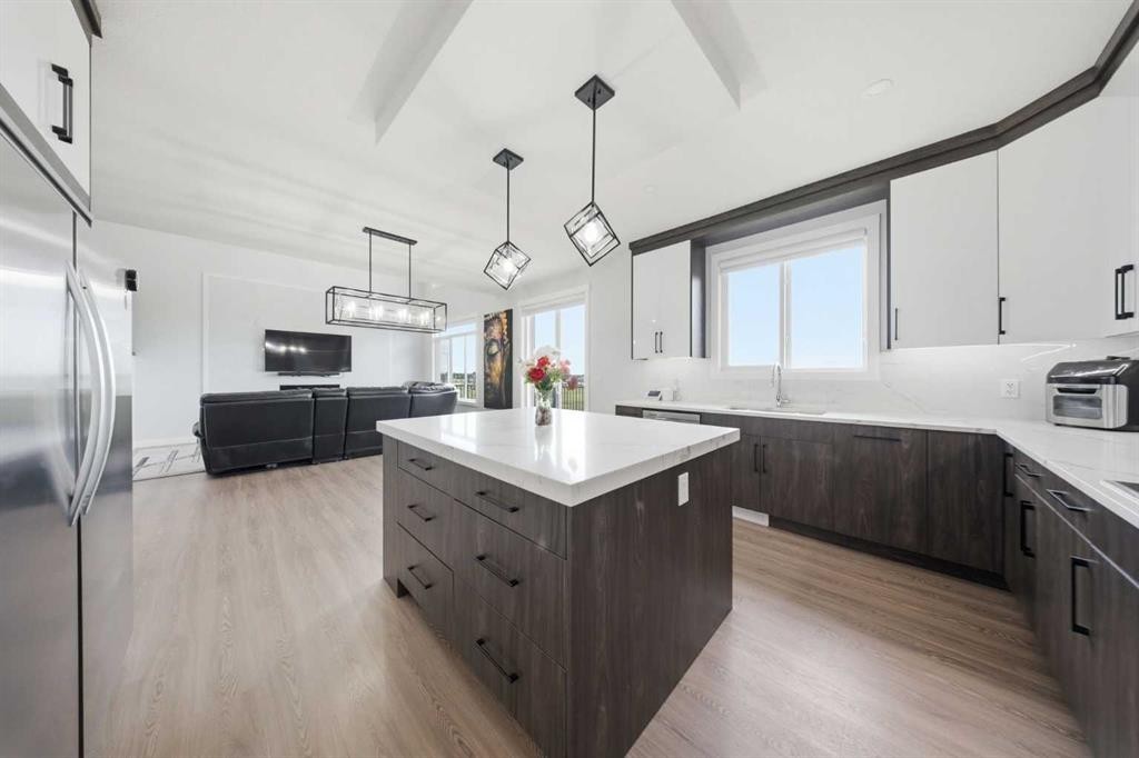 82 Waterford Crescent, Chestermere, AB